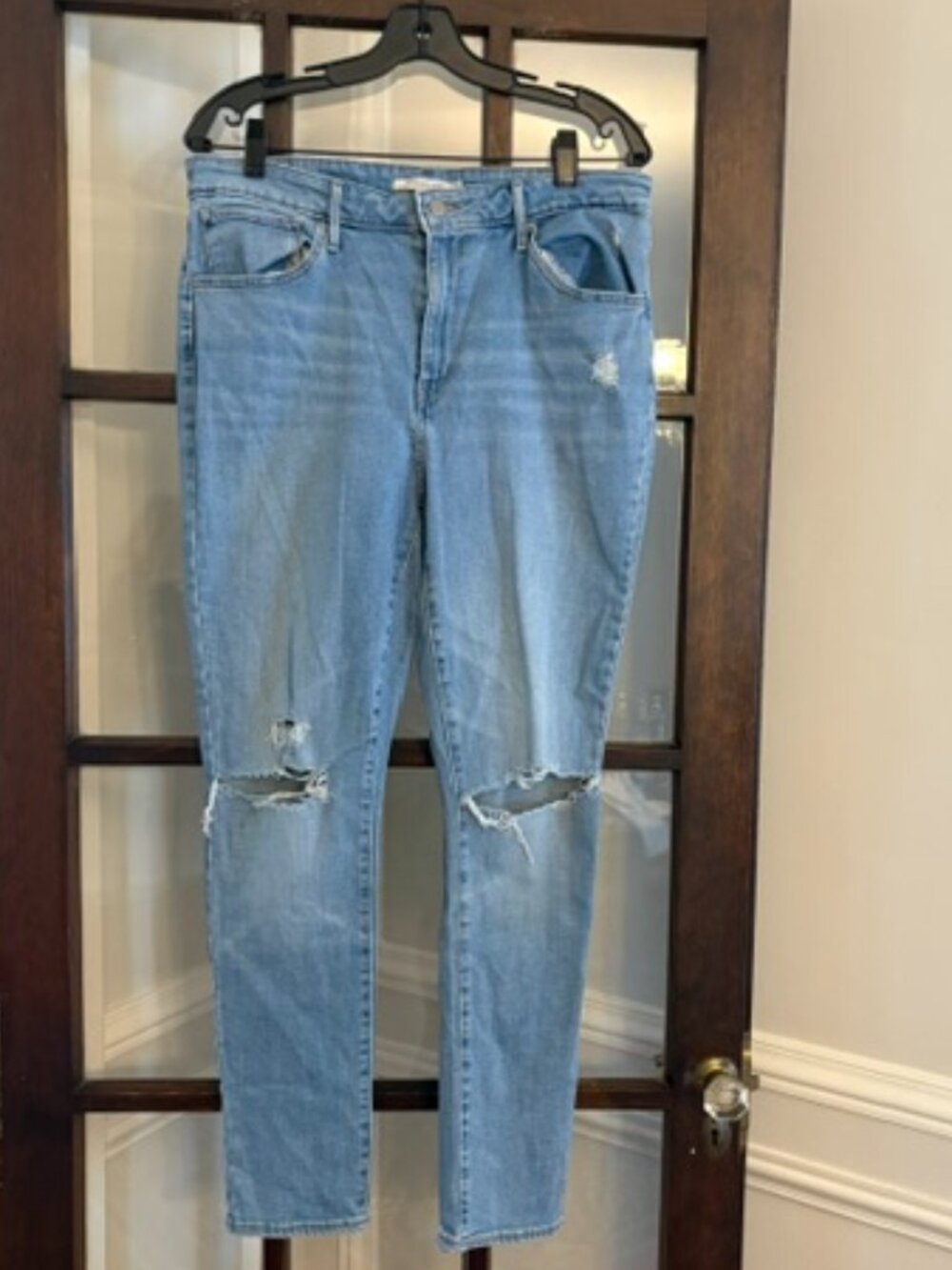 Levi's 721 Distresed High Rise Skinny Jeans, Size 33